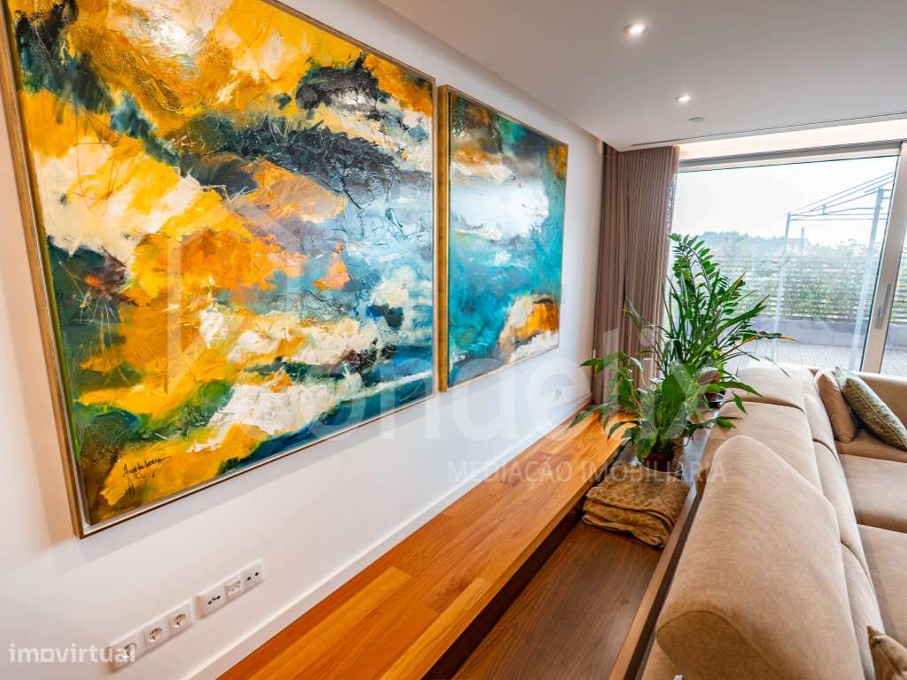 Moradia T3 com terraço, piscina e decoração de autor, Madalena-12