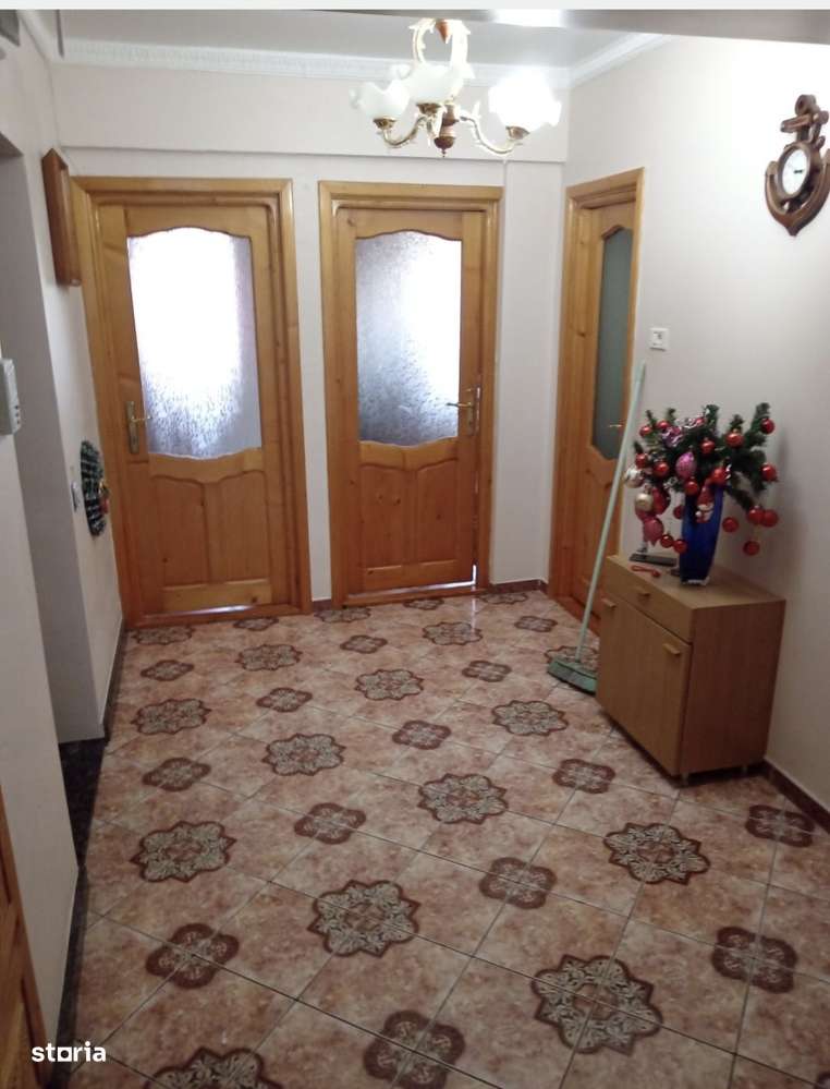 Oferta apartament cu 3 camere decomandate-2