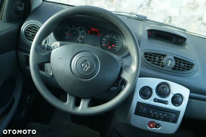 Renault Clio 1.2 16V 75 Collection - 20