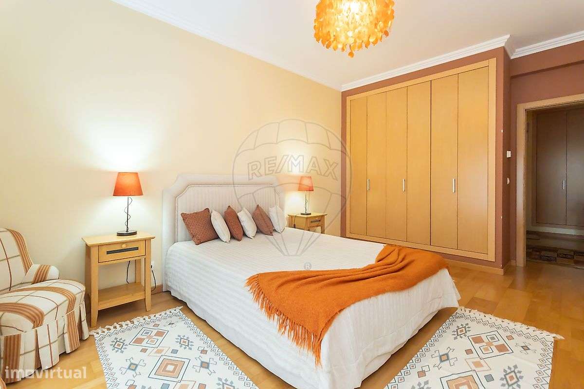 Moradia T4 à venda em Seixal-21