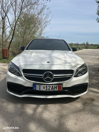 Mercedes-Benz C 63 S AMG - 14