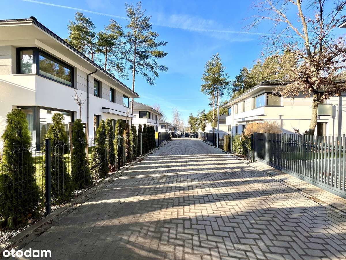 Dom wolnostojący na nowoczesnym osiedlu - ul. Laurowa - Siedlce-11