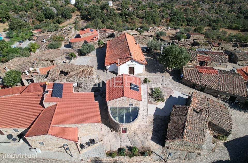 Conjunto de Casas de Aldeia para Turismo Rural – Vale do Côa - Grande imagem: 3/39