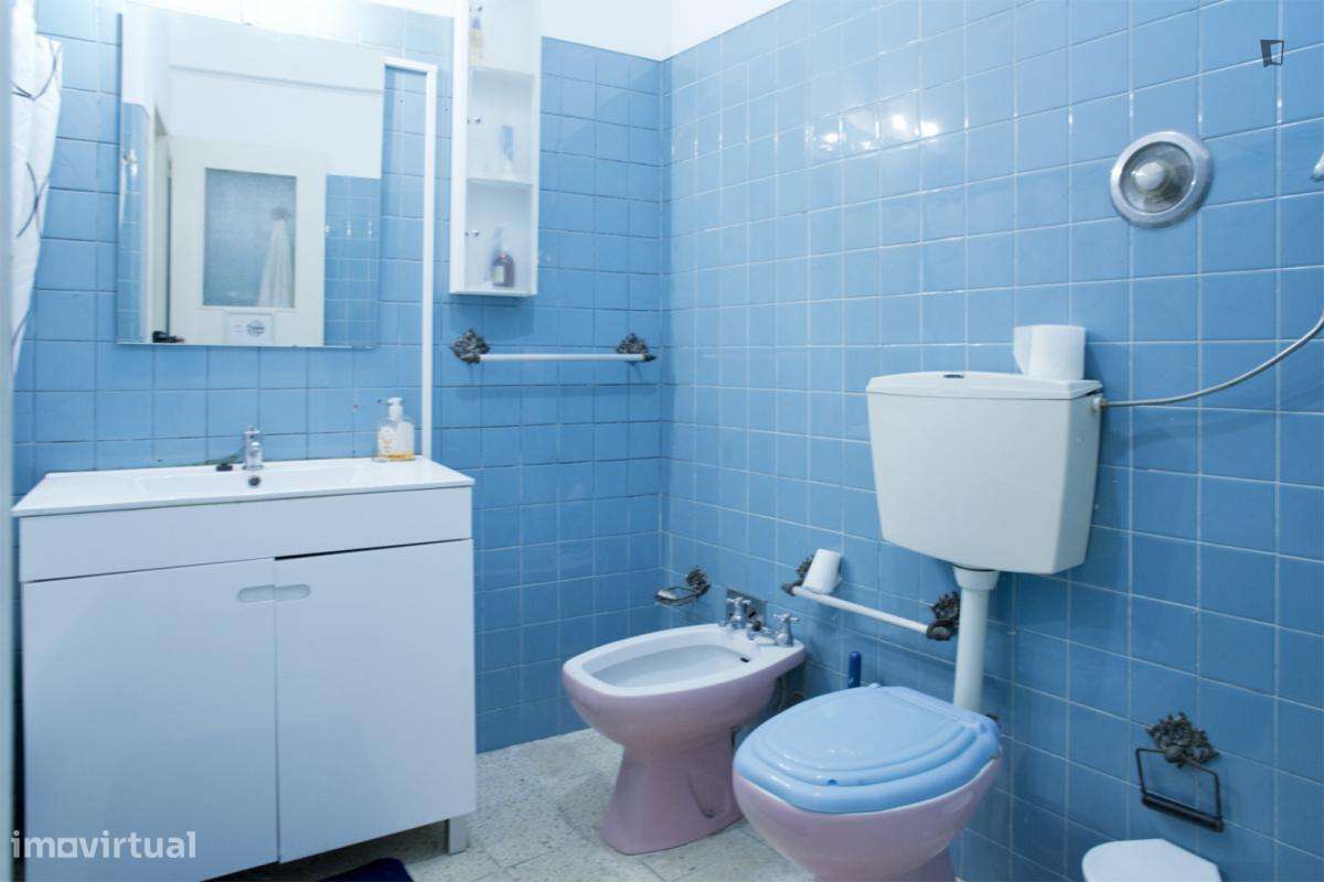 Quarto - localizado em Penha de França Lisbon - Grande imagem: 3/18