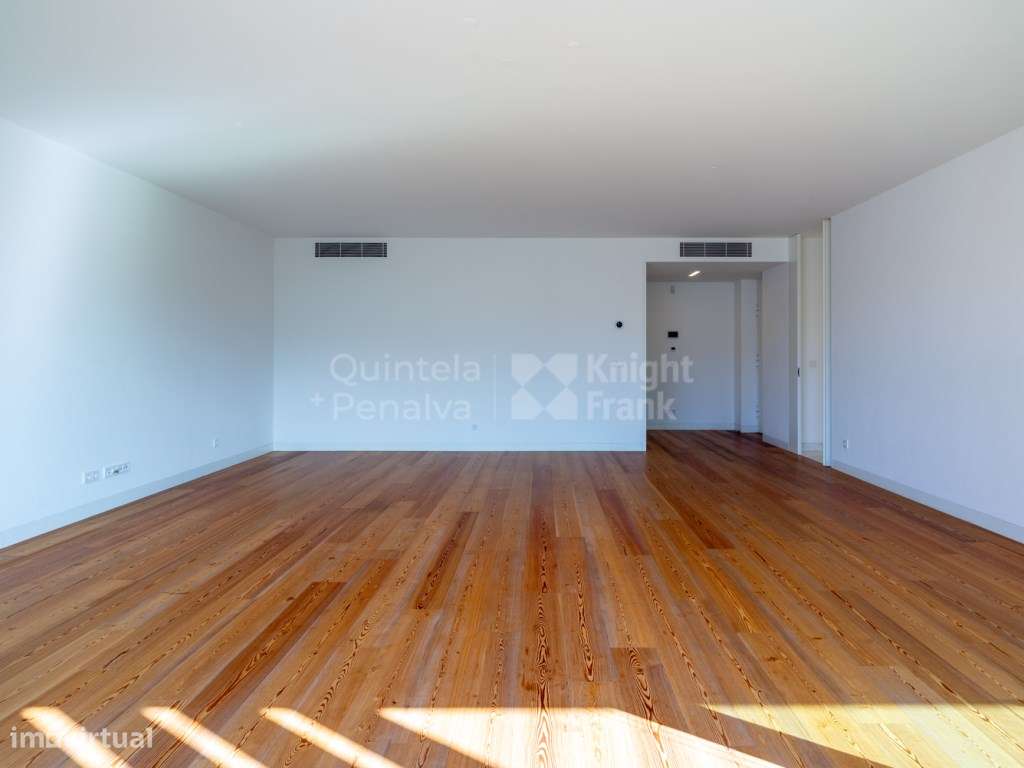 Apartamento T2 com garagem para arrendamento em Cascais - Grande imagem: 4/29