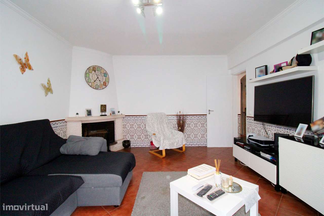 Apartamento T3 Amora -Seixal-2
