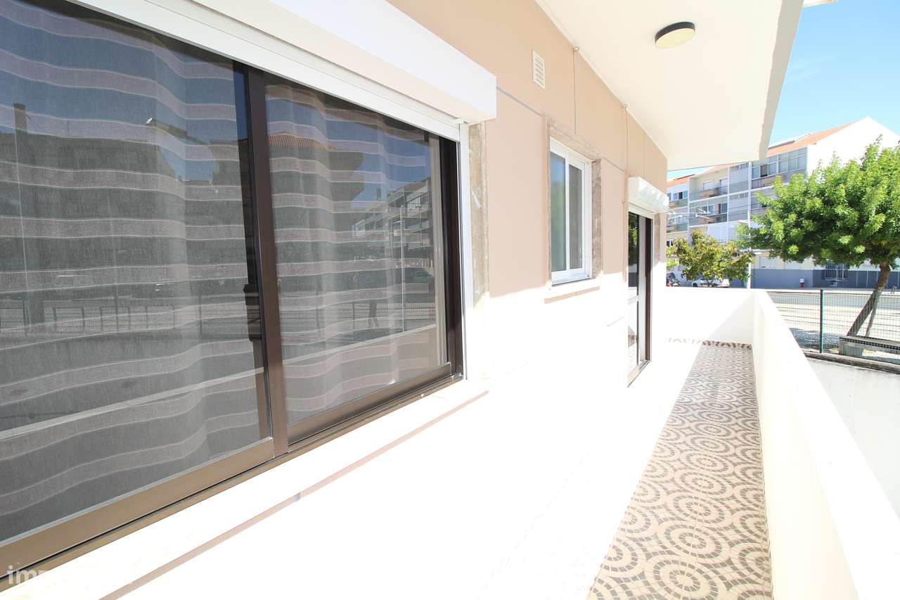 LARANJEIRO ESTAÇÃO - T3 com varanda - Grande imagem: 4/21