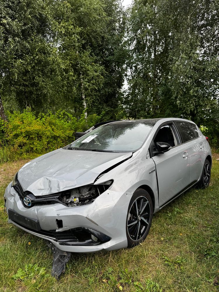 Toyota Auris II (2012-) 2018