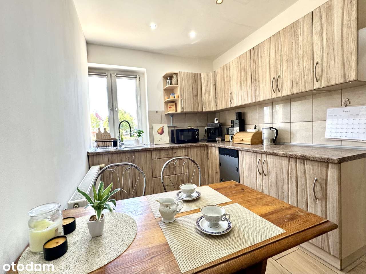 2 - pokojowe mieszkanie w Oleśnicy z dużą piwnicą!-13