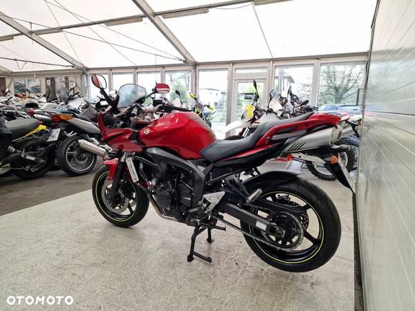 Yamaha FZ - 20