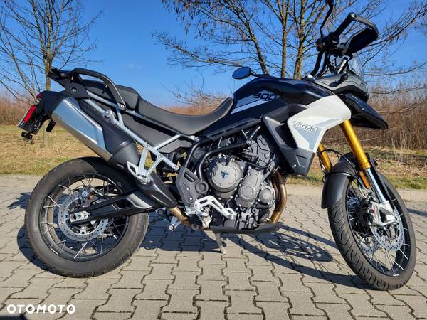 Triumph Tiger - 1