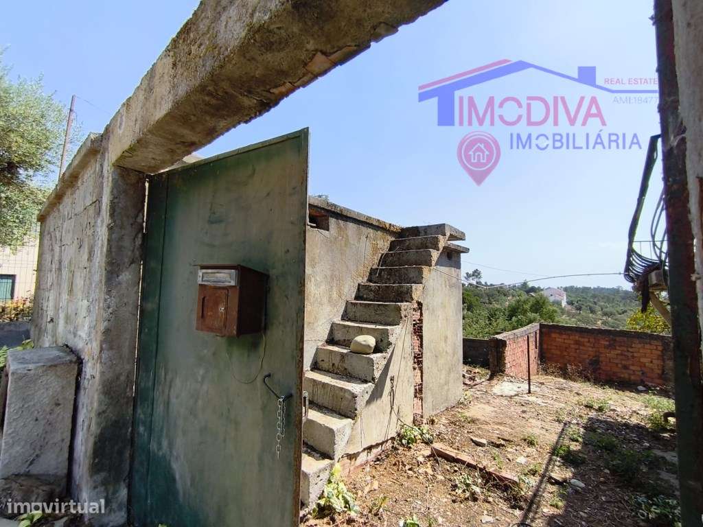 Moradia independente para renovar em Pelmá, Alvaiázere - Grande imagem: 4/44