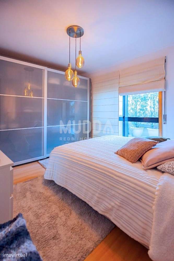 Magnífico Apartamento T2 Recuado no Último Andar com Terraço e Churras-9