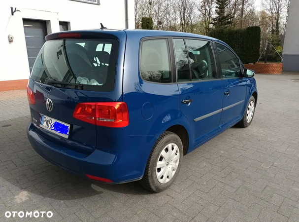 Volkswagen Touran - 2