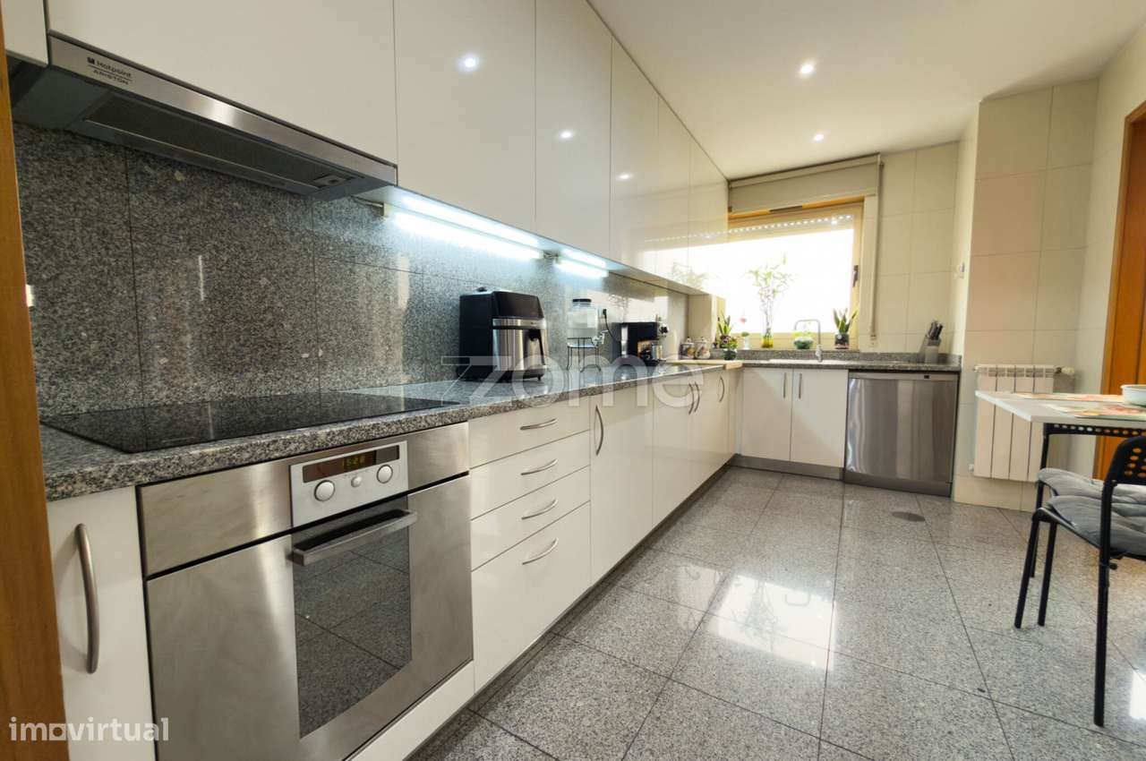 Apartamento T3 | Centro de Famalicão-27