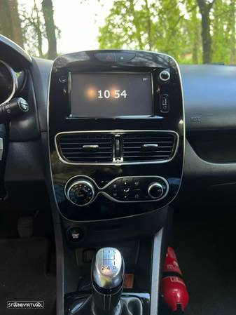 Renault Clio Sport Tourer 0.9 TCe Limited Edition - 18