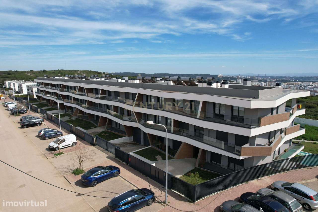 T5 Exclusivo com Terraço de 100m² | SkyCity – Amadora-9