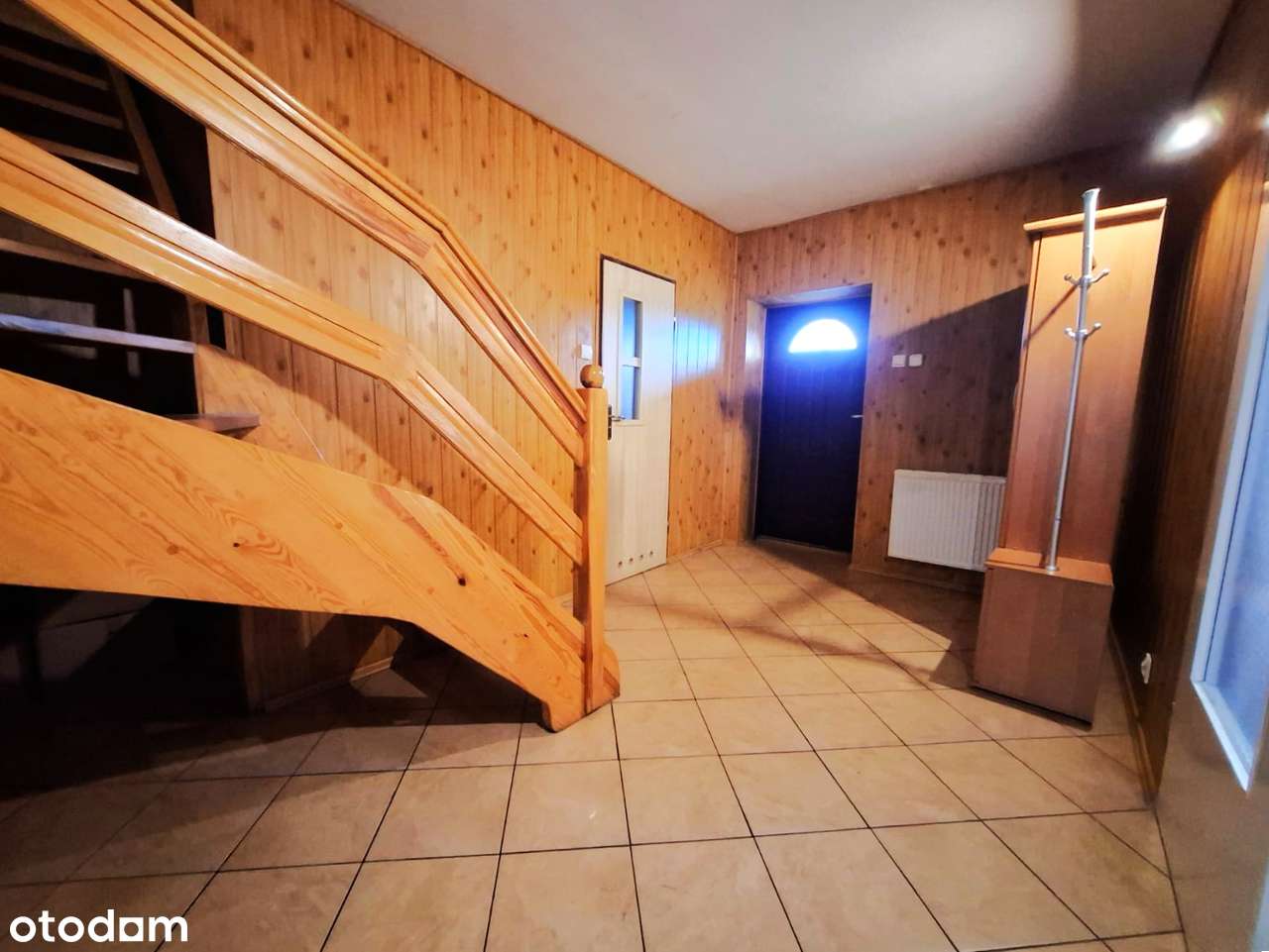 Uroczy dom w spokojnej okolicy, dla kochających wieś i spokój. Siercz-12