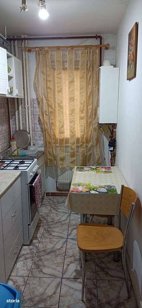 Inchiriez apartament 2 camere, zona Boul Rosu - Imagine principală: 3/7
