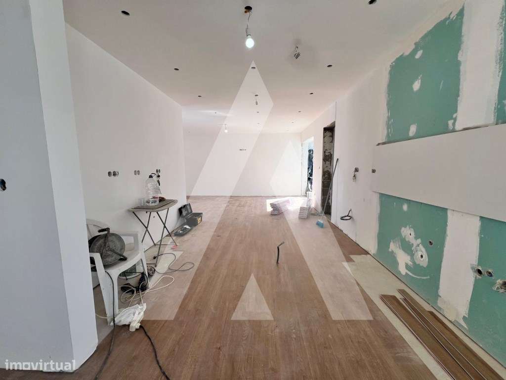 Moradia T3 totalmente remodelada - Esgueira, Aveiro - Grande imagem: 4/15