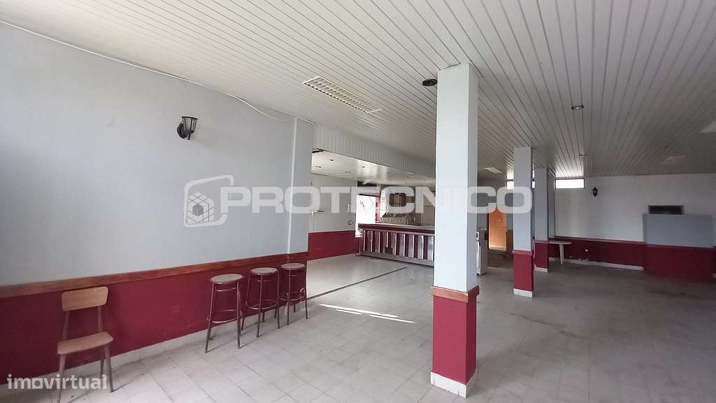 Loja no Bairro do Sardão - Mirandela - Grande imagem: 4/8