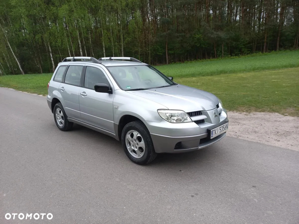 Mitsubishi Outlander 2.0 Sport 4WD - 4