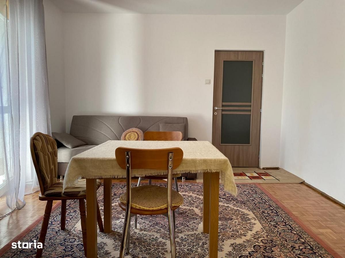 Apartament 2 camere etaj 1 in zona Cedonia