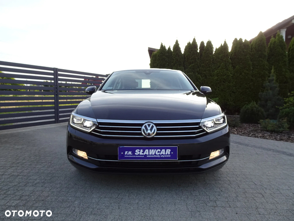 Volkswagen Passat 2.0 TDI SCR Comfortline - 9