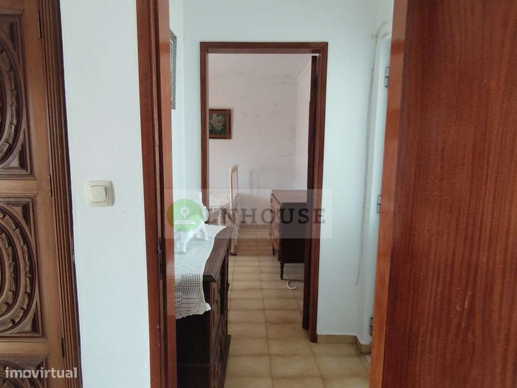 Moradia T2+2 com quintal e terraço, Azinhal-24
