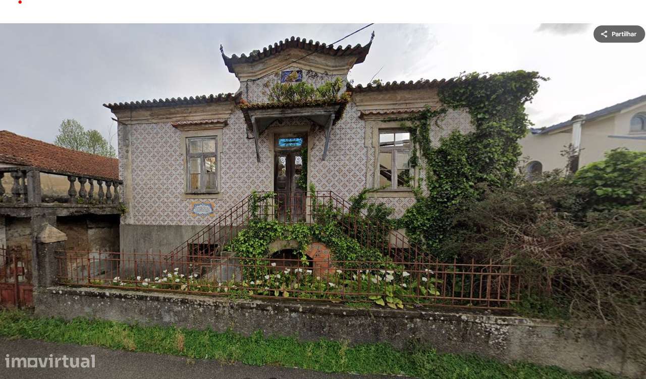 Moradia para recuperar T9 em Eixo. - Grande imagem: 5/8