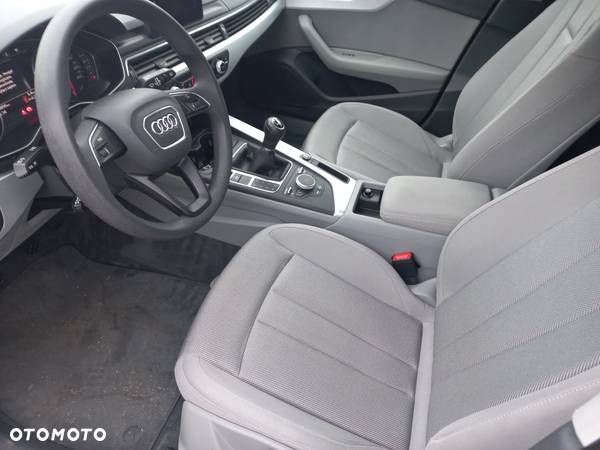 Audi A4 2.0 TDI - 16