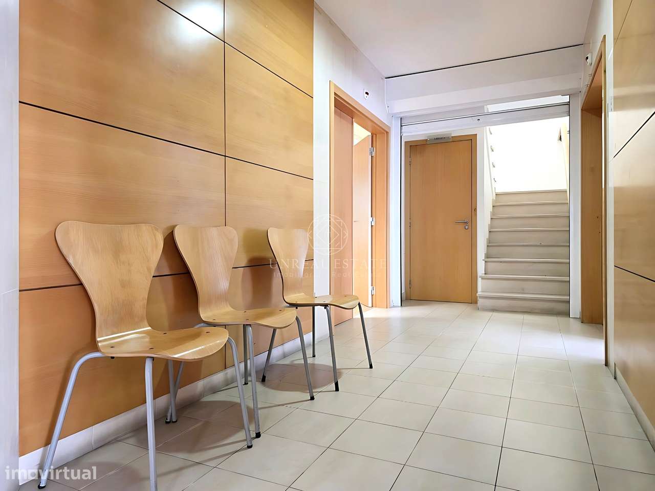 Espaço Comercial com 575 m² para Clínica, Ginásio ou Centro de Saúde n-48