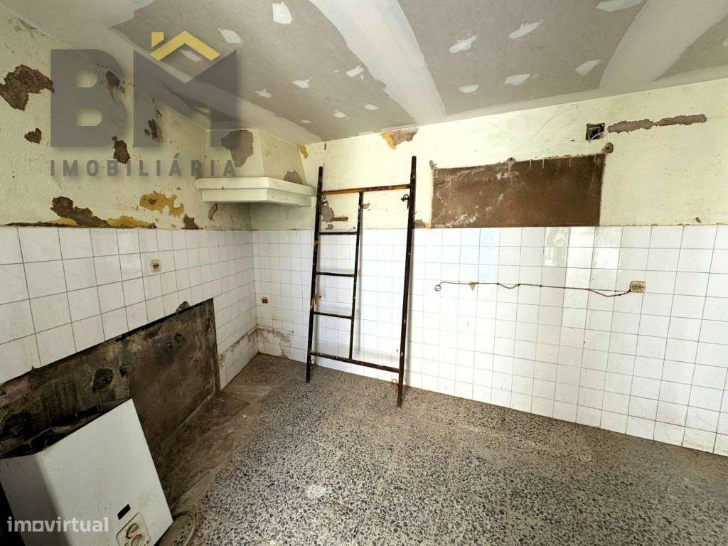 Moradia T2 com terraço para venda em Escalos de Cima!-11