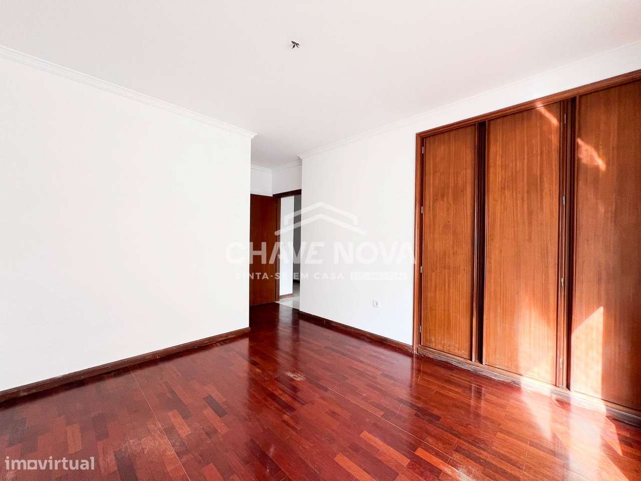 Apartamento T2 com garagem box em Perosinho, Vila Nova de Gaia-5