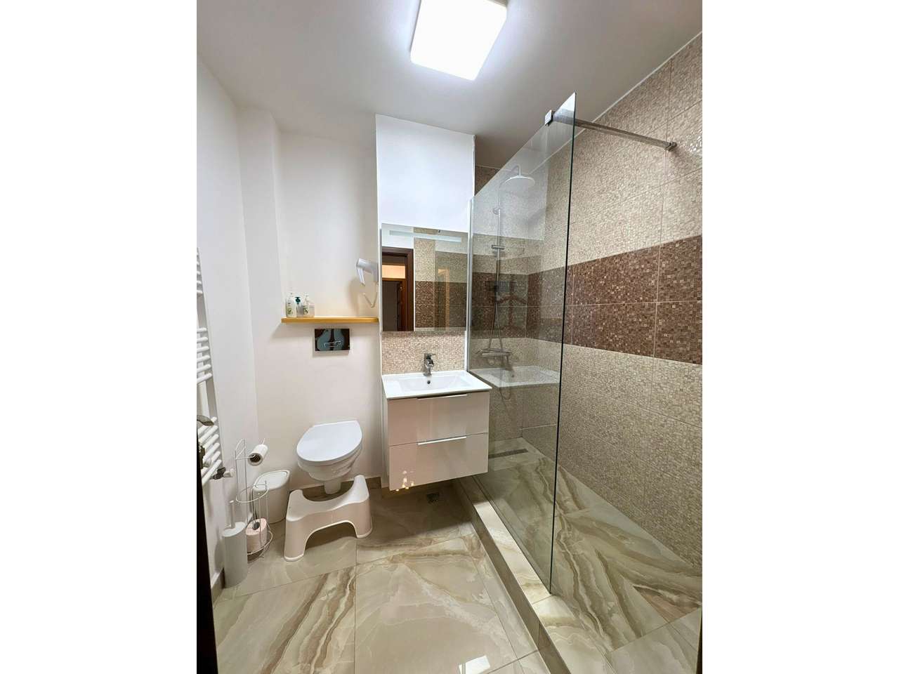 Apartament 2 camere decomandat 51 M² cu priveliște panoramică-9