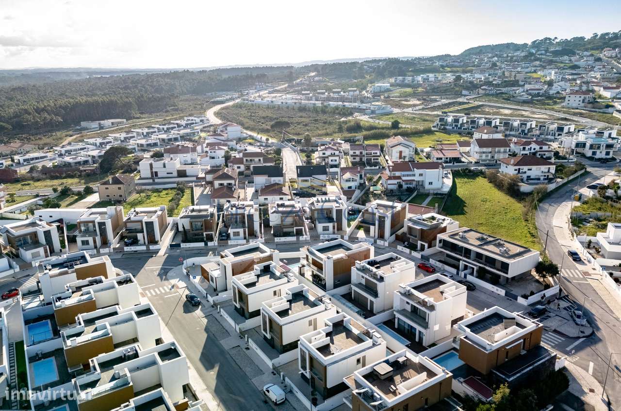 Moradia T4 com Rooftop Vista Mar-27