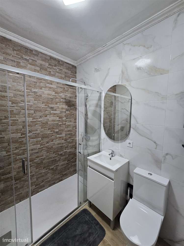 Apartamento T3 com Garagem  em Torres Novas-4
