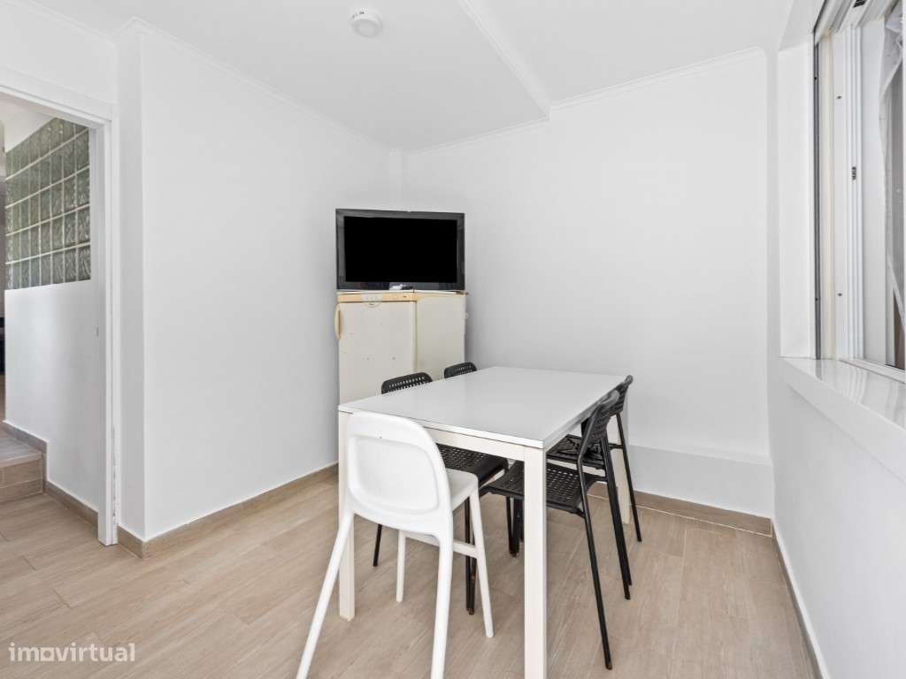 3 assoalhadas totalmente remodelado localizado junto ao 'Parque Cen...-10