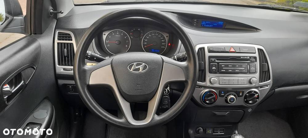 Hyundai i20 1.25 Classic + - 16