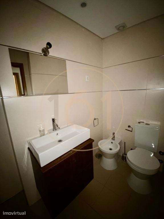 Apartamento T2 na Rua das Doze Casas. - Grande imagem: 4/8