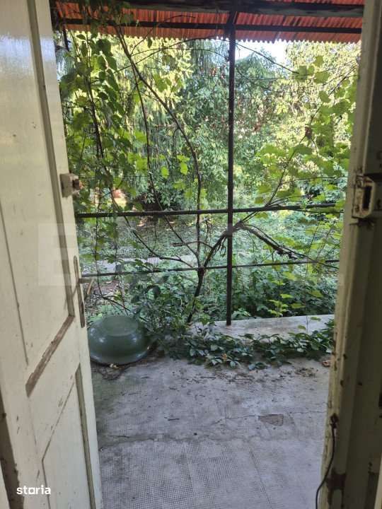 Casa, zona centrala, curte comuna - Imagine principală: 4/6