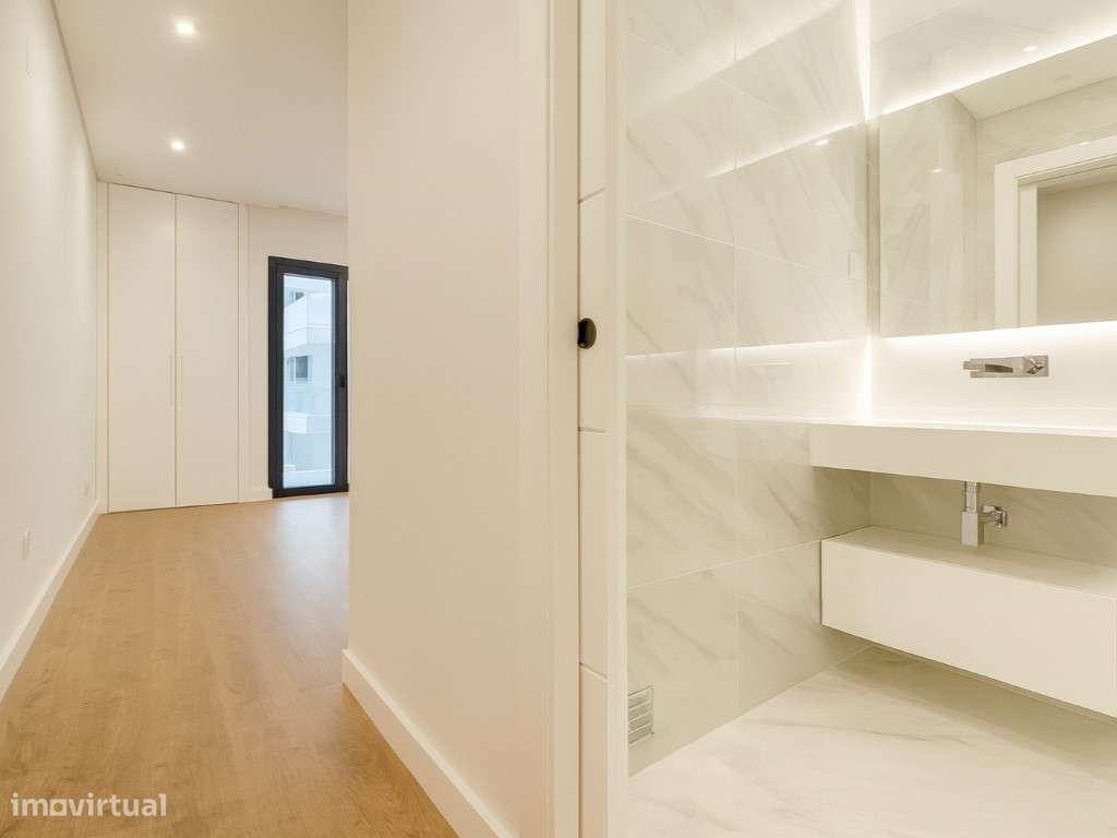 Apartamento T2 | 2 Suites |Lugar de garagem | Lavandaria | Arrecadação-19