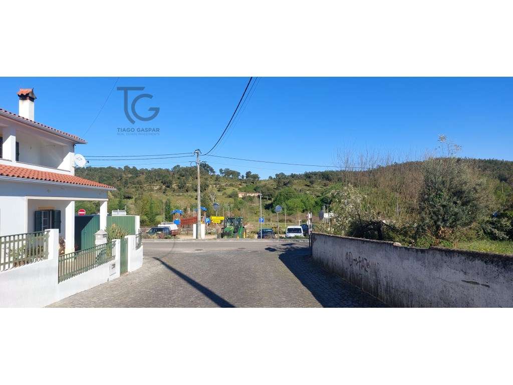 Moradia T4 Duplex Venda Gavião-11