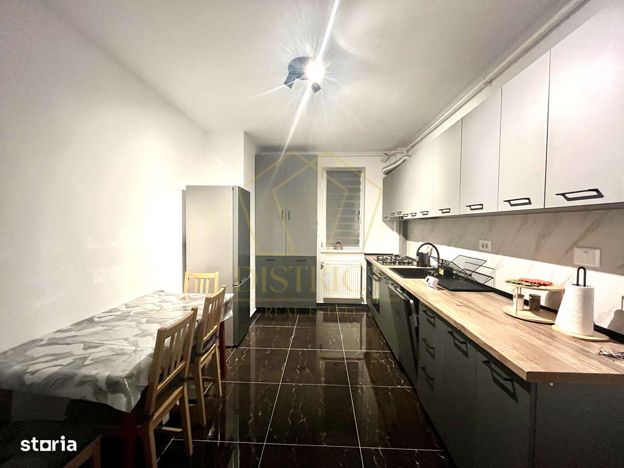 Apartament cu 1 camera și bucătărie închisă | Pet Friendly | Calea Urs - Imagine principală: 3/10