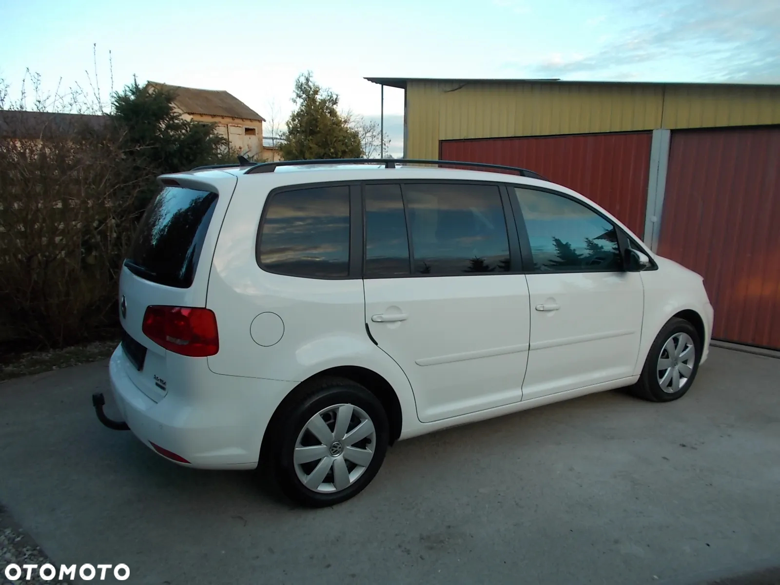 Volkswagen Touran - 8