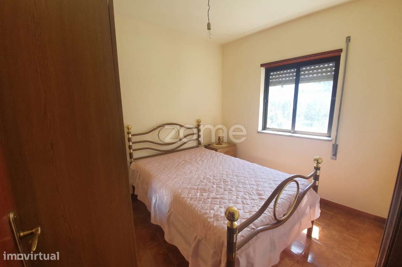 Moradia T2 - Vitoreira, Castro Daire - Grande imagem: 4/51