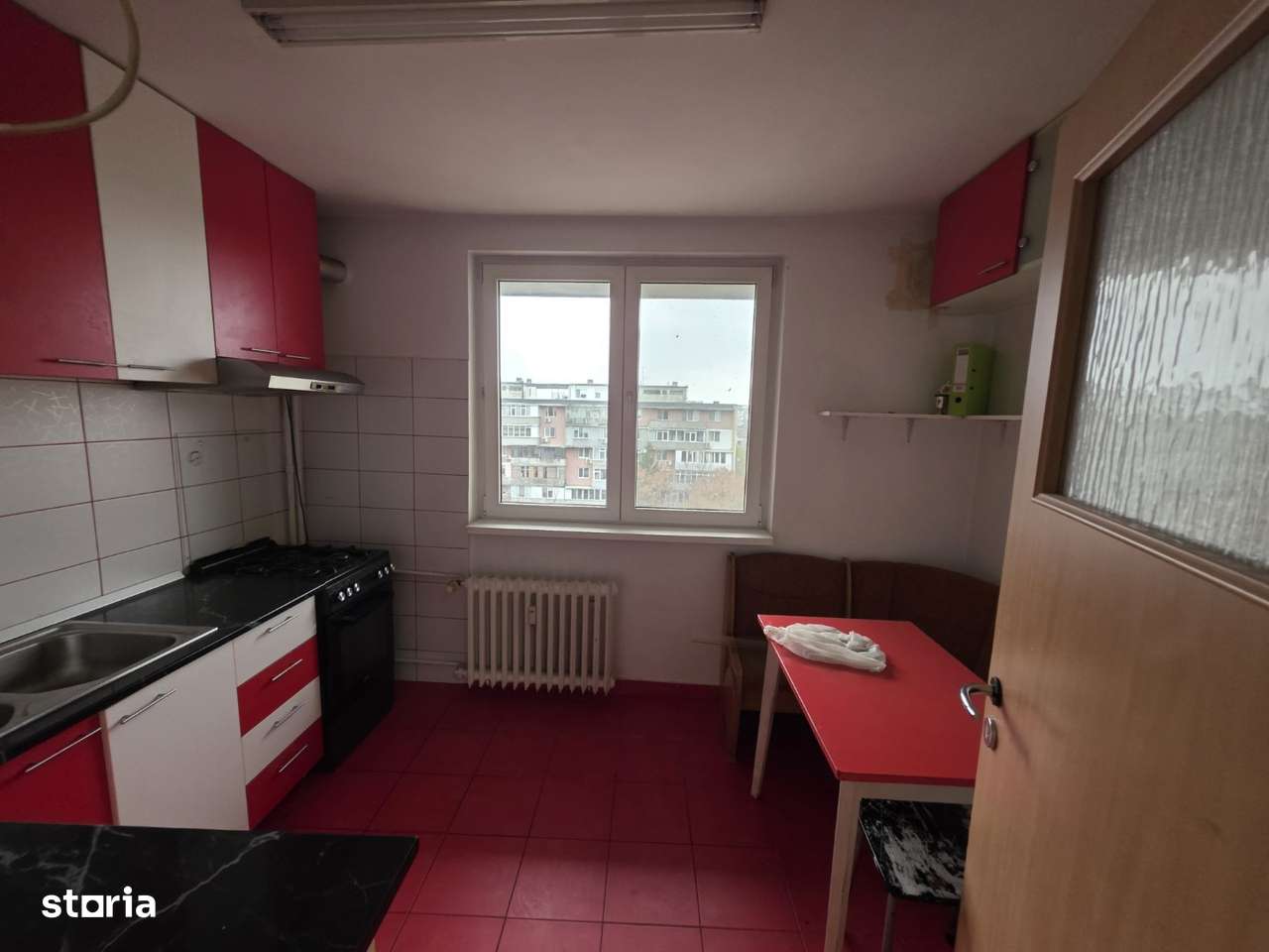 Piata Sudului, 10 minute metrou, Secuilor intersectie cu  Mirea Luiza-4