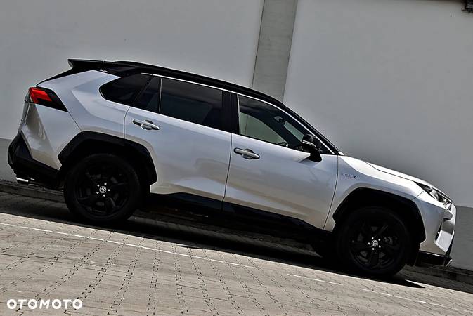 Toyota RAV4 - 7