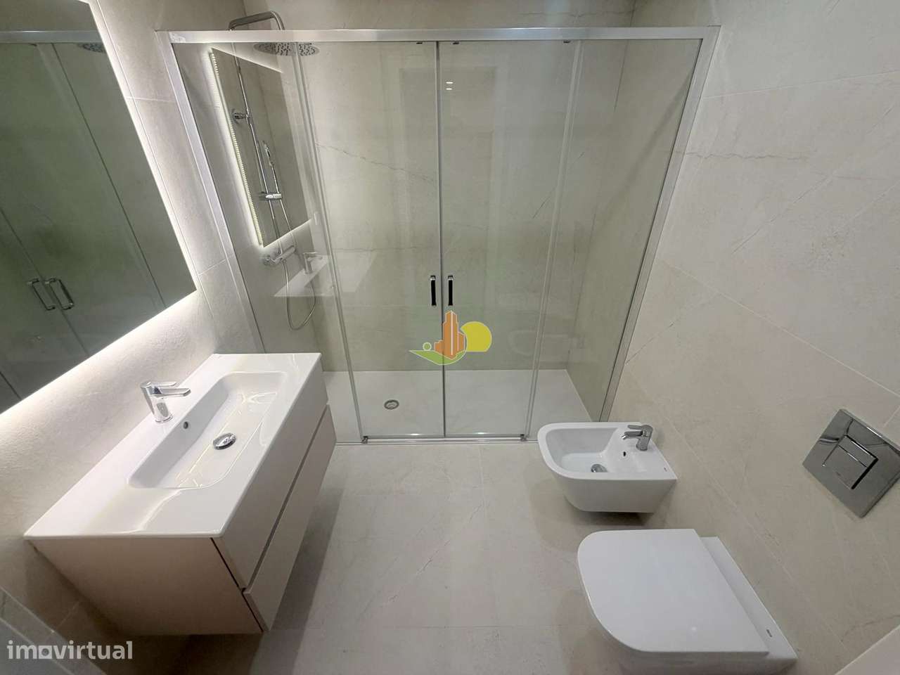 T3 Novo - Condomínio com piscina-23