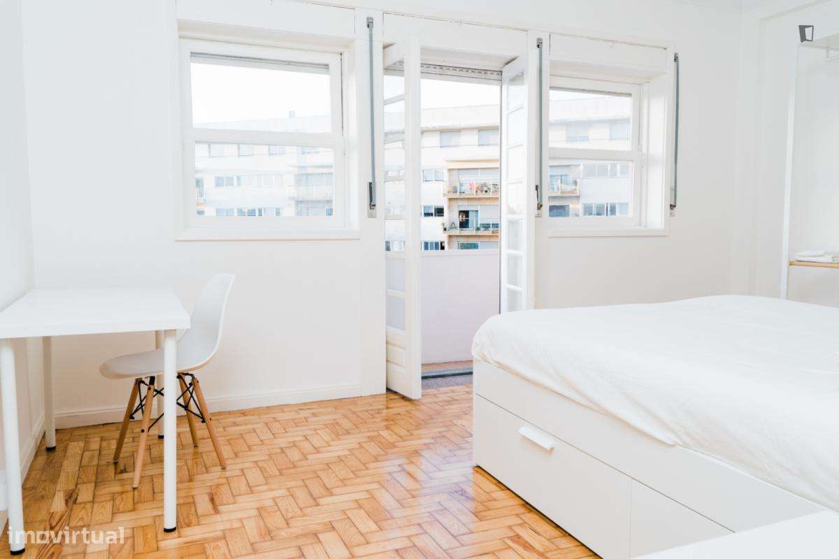 Quarto - localizado em Cedofeita Porto - Grande imagem: 5/10